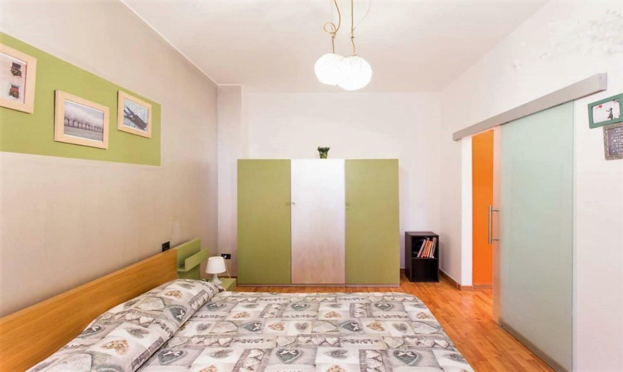 Isola Lagosta Apartment Milano Eksteriør billede