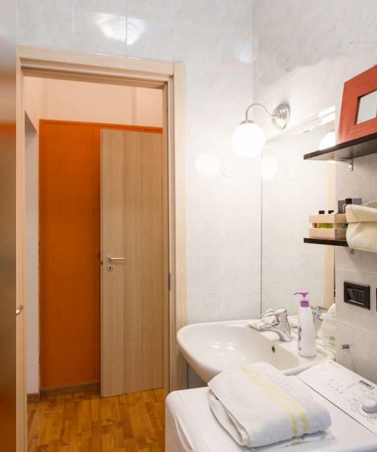 Isola Lagosta Apartment Milano Eksteriør billede
